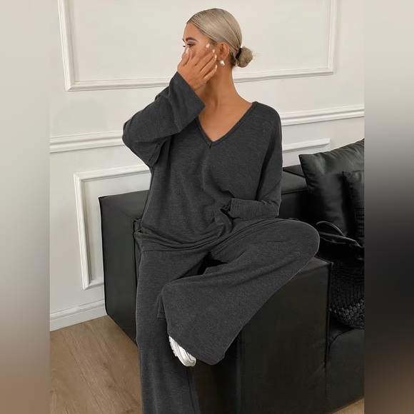 Women's Gray Lounge Set New Boutique Comfy Chic - Picture 2 of 3